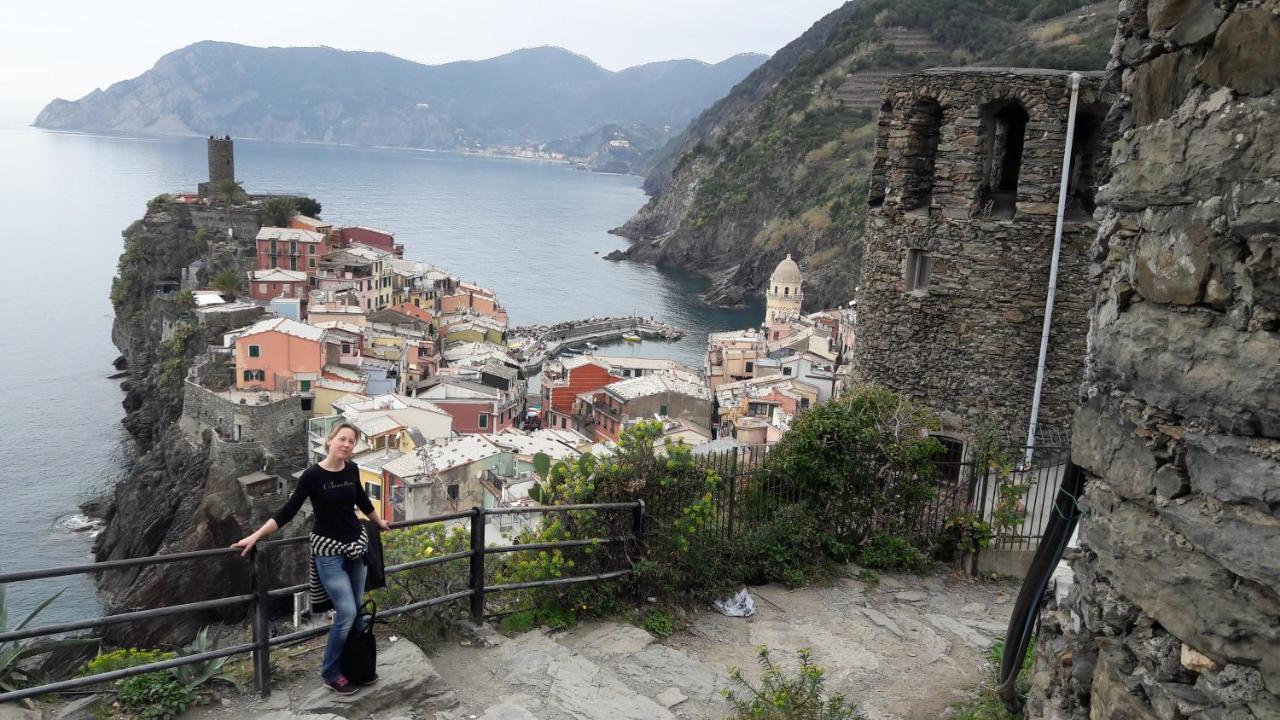 Mansard Apart Alba - Sea 5 Terre-Trekking-Excursions-Relax San Terenzo Extérieur photo