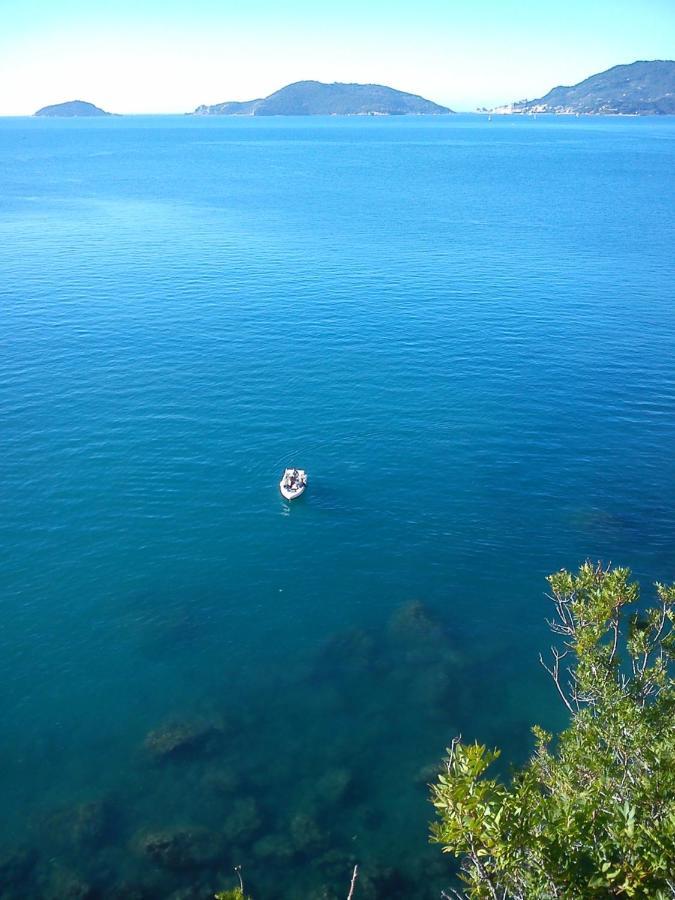 Mansard Apart Alba - Sea 5 Terre-Trekking-Excursions-Relax San Terenzo Extérieur photo